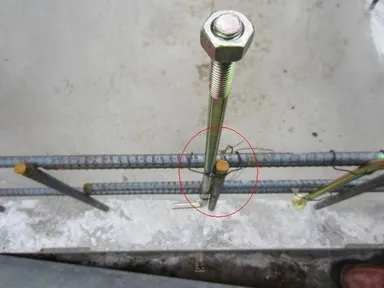 アンカーボルト固定