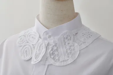 アンブルボン付け襟