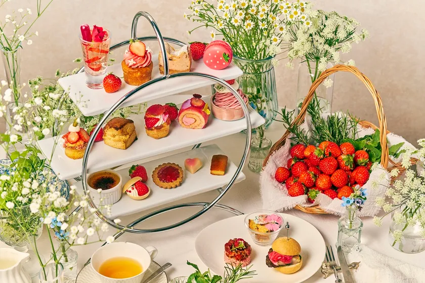 Strawberry & Botanical Afternoon Tea ～いちごとハーブが香る、みずみずしい春～