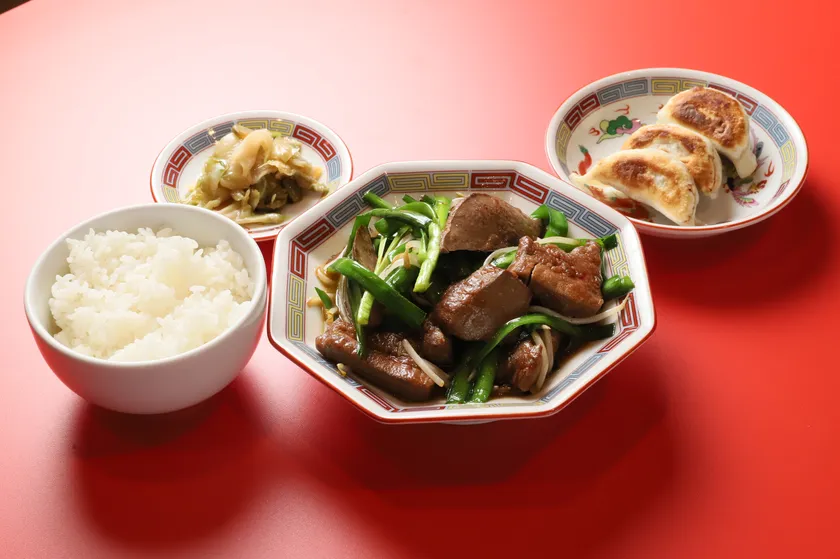 清田支店限定「肉厚レバニラ」食事セット