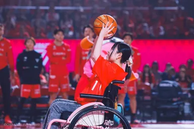 小雪さんによるフリースロー