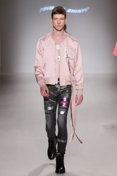 日本：『TSUBASA SHINYO』榛葉翼