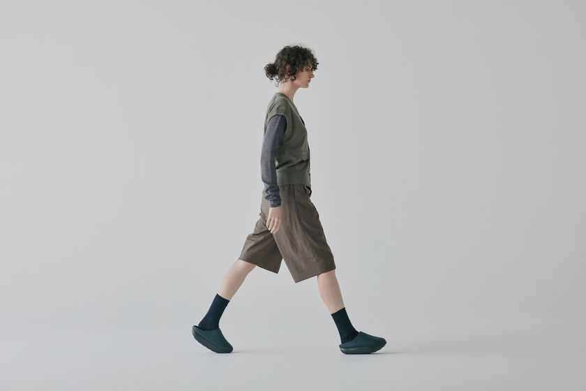 仕事しながら体幹トレーニングができるオフィスシューズ
「KAMOLEG 2.0 W」3月上旬より一般販売