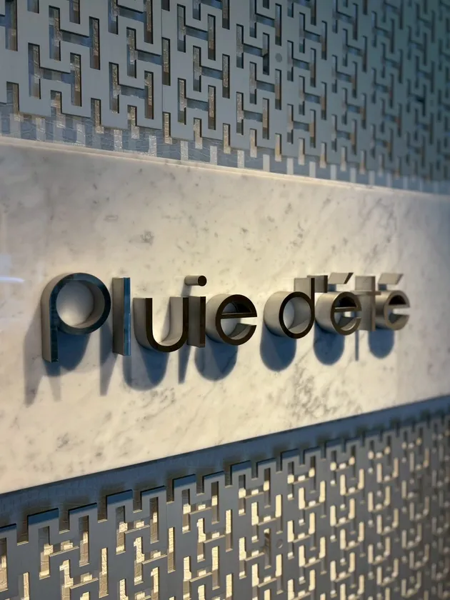 エルメスデザインの内装