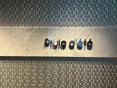 エルメスデザインの内装