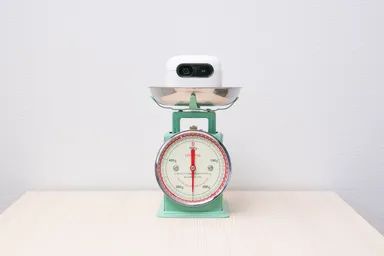 わずか250gの本体