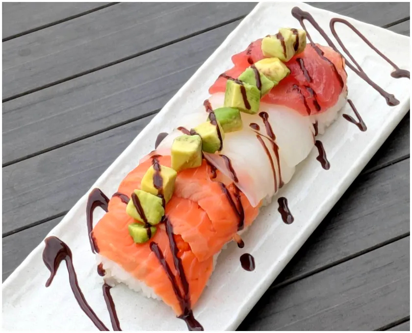 チョコと海鮮の衝撃的な出会い「海鮮チョコ寿司」