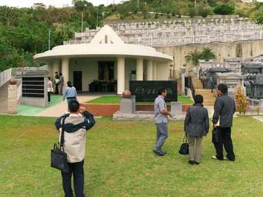 海に面した永代供養墓視察