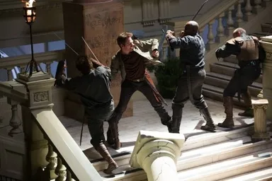 REVOLUTION_2  (C) Warner Bros. Entertainment Inc.