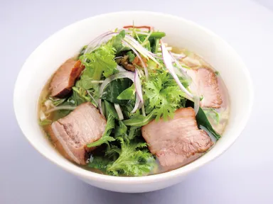 さっぱり醤油のたっぷり野菜ラーメン