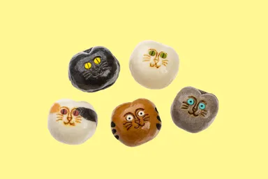 定番の招福猫子まんじゅう