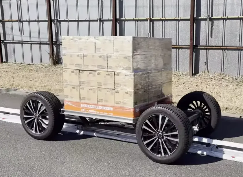 重量物(搬送車両・450キロ・パレットラップ巻き)