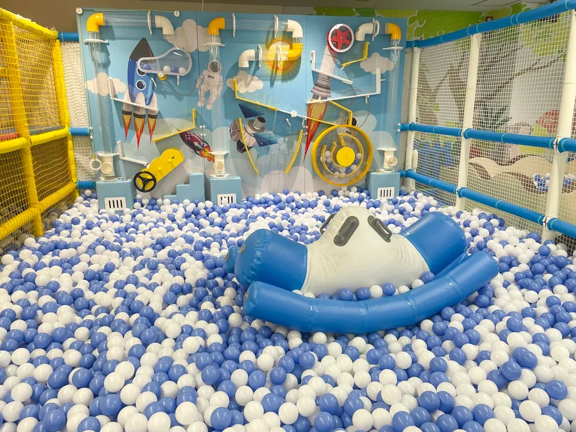 ボールプール