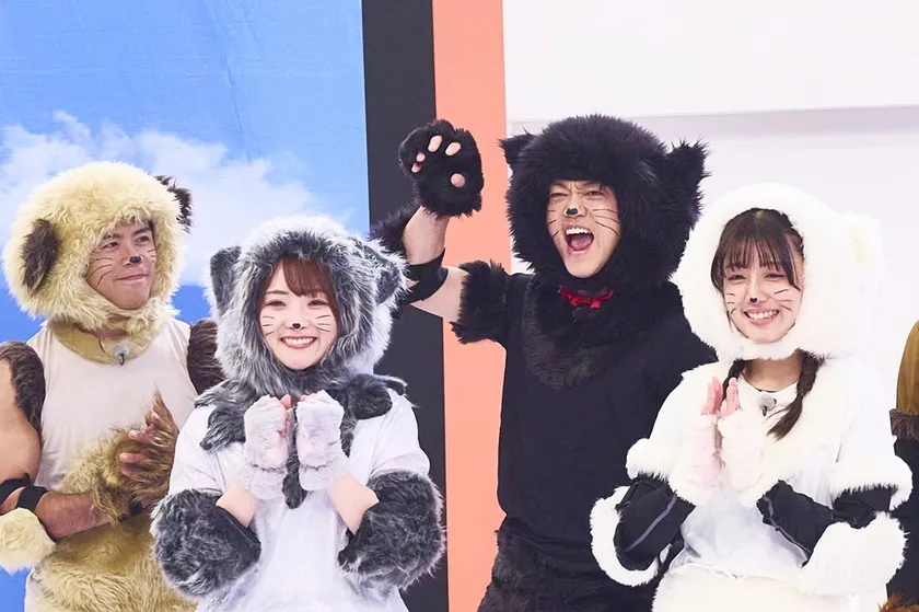 場面写真/左から文田、なつぽい、おばたのお兄さん、岩本