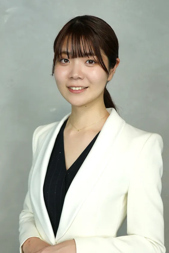 株式会社 LOMACA PRO 代表取締役 :水野里菜(24歳)