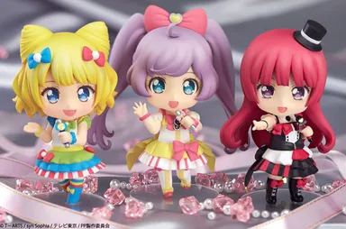 ねんどろいどこ～で 南みれぃ、真中らぁら、北条そふぃ