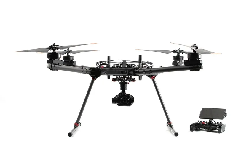 ALTA X＋LR1　前方