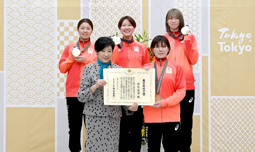 ＪＦＥシステムズ社員　川島 真琴選手が
東京都栄誉賞・都民スポーツ大賞を受賞