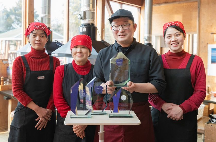 わざわざ足を運ぶ価値がある「目的地」へ　
白老町・天野ファミリーファームが世界唯一の4年連続受賞