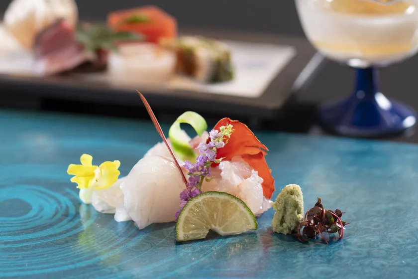 伊勢海老入り三種盛り