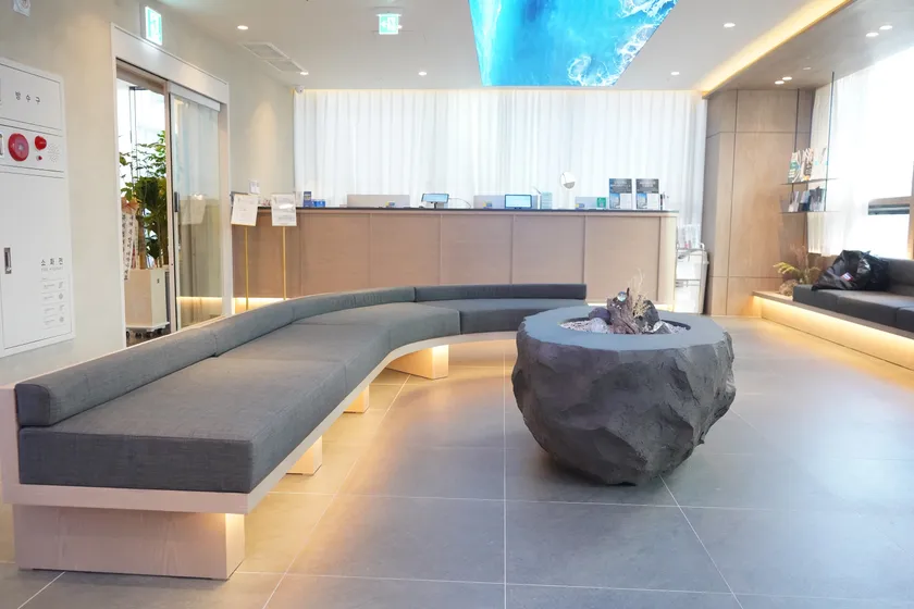 華やかな都会の緊張感の中で見つけた“ひと息”