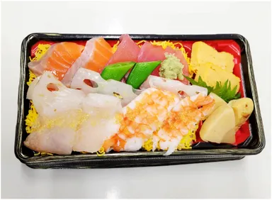 ひな彩りちらし駅弁