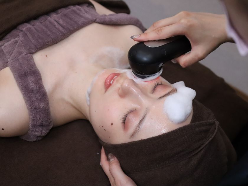 東京で話題の小顔矯正サロン「MIRAI小顔」岡山店 大感謝祭　
岡山初上陸記念、4/30まで初回体験1,000円キャンペーン実施中