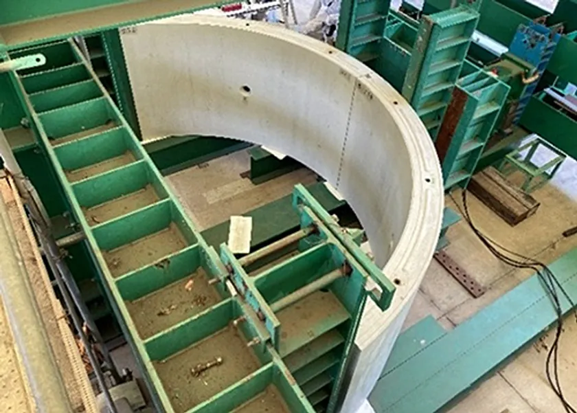 写真3:継手曲げ試験の状況