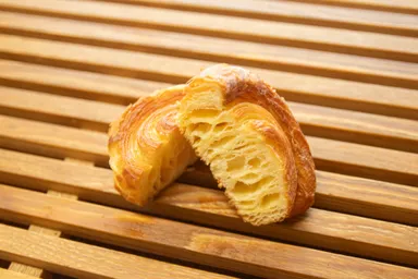 たまごいっぱいクロワッサン