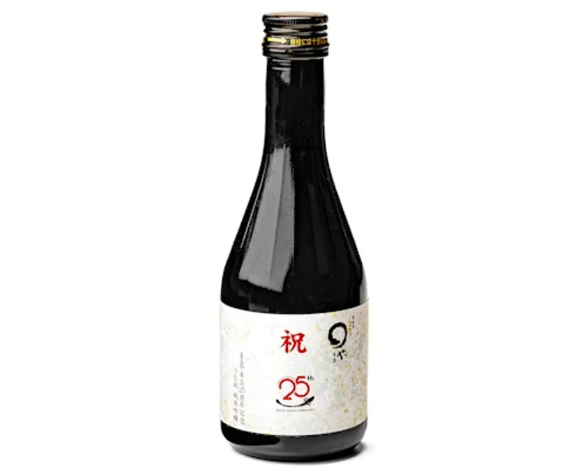 祝酒_25周年ラベルの「うな純」浪乃音酒造