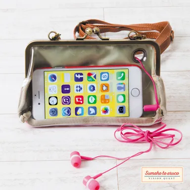 裏面(クリア素材部)