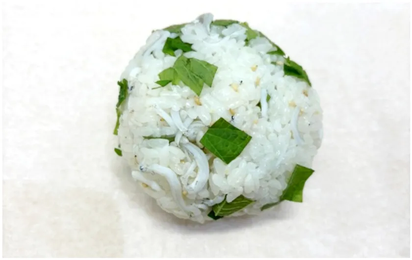 阿波しらすのまんまるおにぎり
