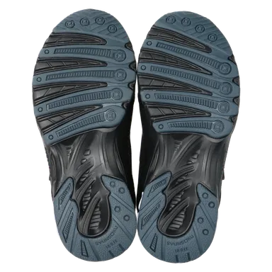 3. 瞬足の人気定番ソールを採用