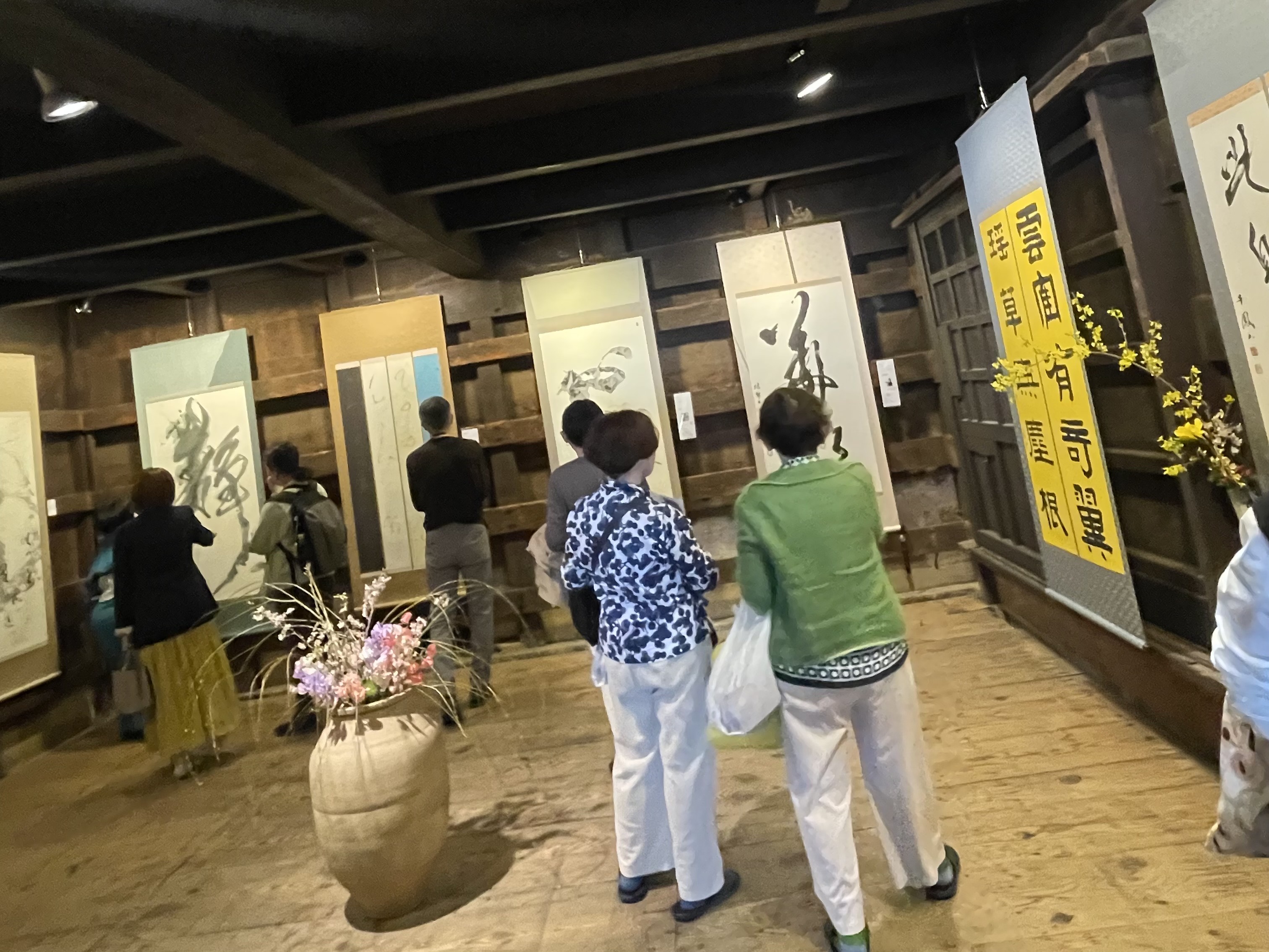 第10回 書法道場展『はなむけ～hanamuke～』開催 ― 100点超の作品と