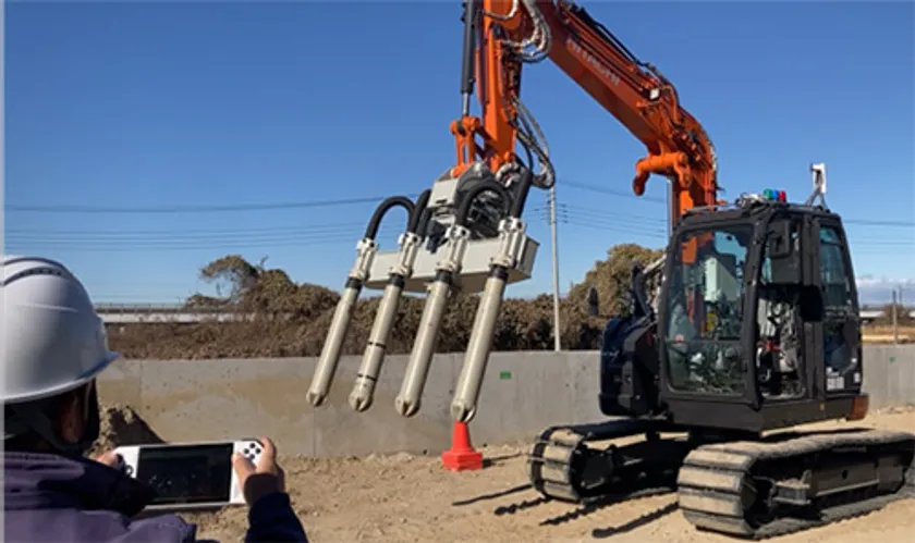 写真2:バイバックの遠隔操作状況