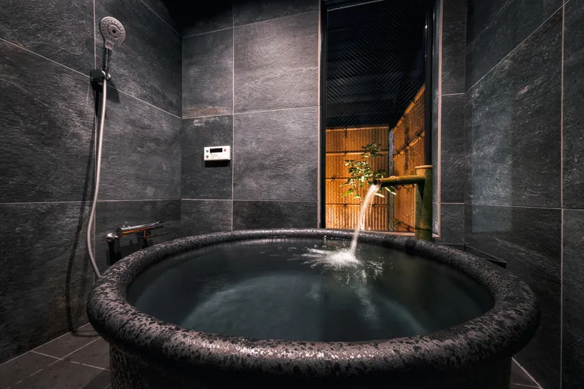 信楽焼の五右衛門風呂