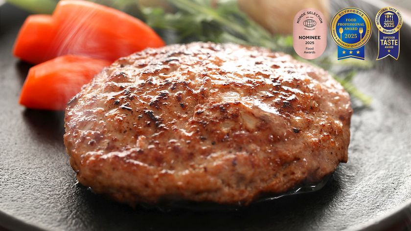 食べて満足、肉汁に感動！
牛肉100％に拘った無添加ハンバーグの「ゆうぜん」
販売数250万個超*　
でも“譲れない”手作り仕立て