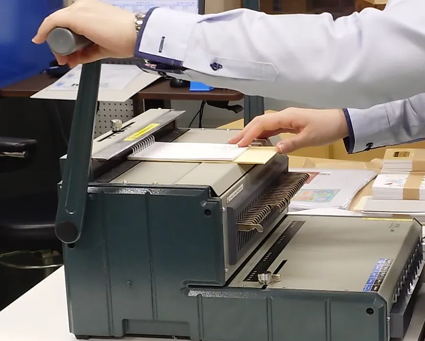 その場で製本してお渡しします