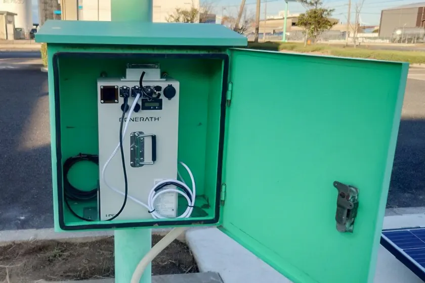 「ダブルリユースLED照明」に搭載された「蓄電池ボックス」