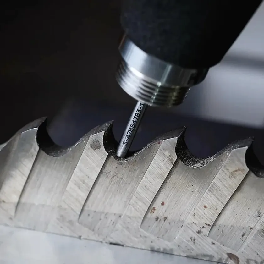 歯車の硬さ測定