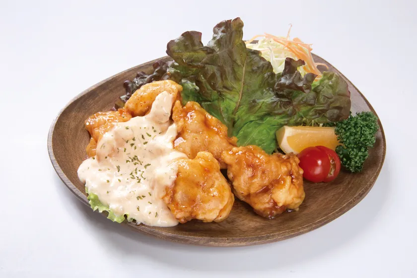 【チキン南蛮専門店 金の皿】