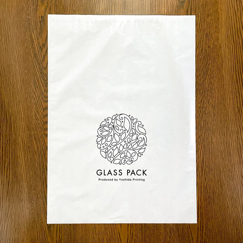 ロゴを黒印刷(箔押し)したサンプル