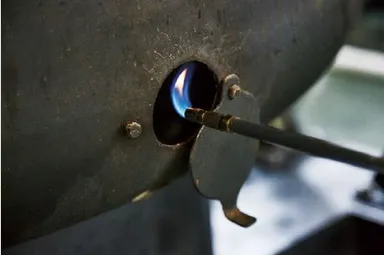 直火焼ルー製造風景(1)