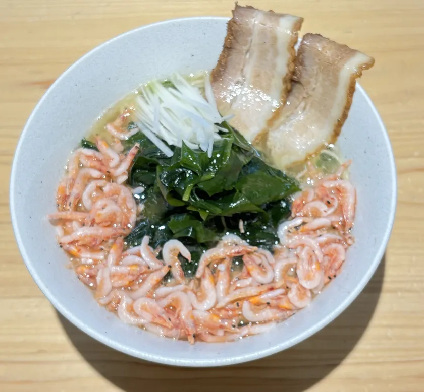 今が旬！鳴門わかめと桜えびの春ラーメン
