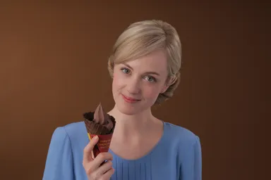 テレビCMカット：シャーロットさんとチョコソフト