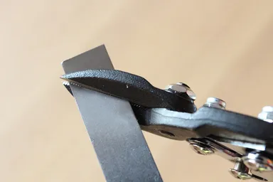 鉄板やステンレス板の切断