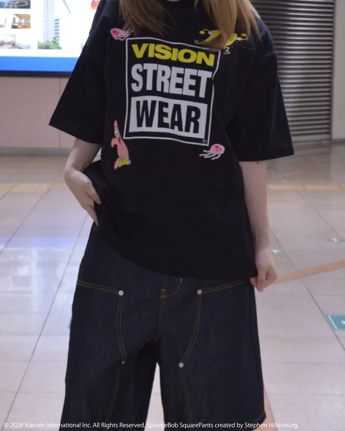 【スポンジ・ボブコラボ】VSW LogoT / VSWロゴグラフィックTシャツ