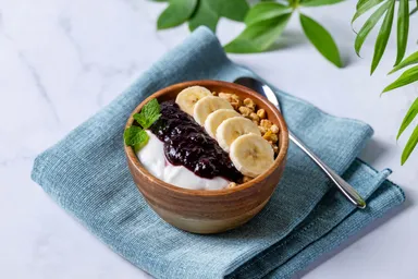 ヨーグルトにのせてアサイーボウル気分