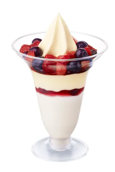 ベリーヨーグルトパフェ