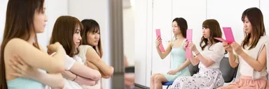 どんな洋服でも参加できる小顔プログラム